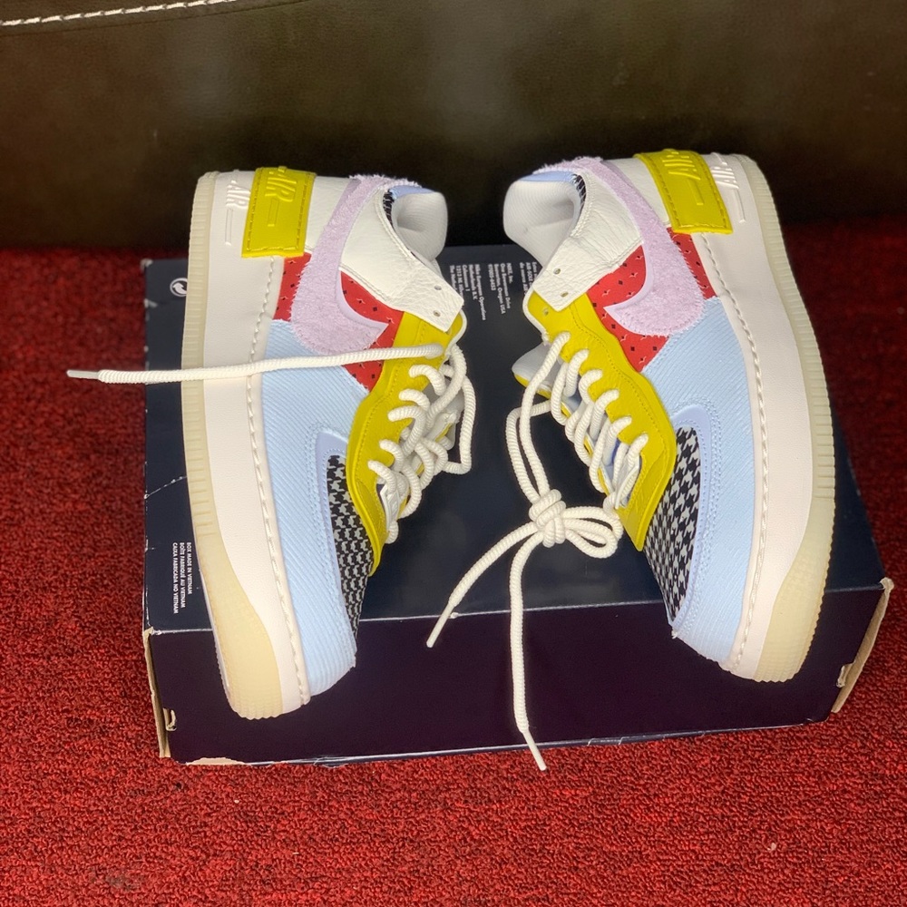 NIKE AIR FORCE 1 Shadow